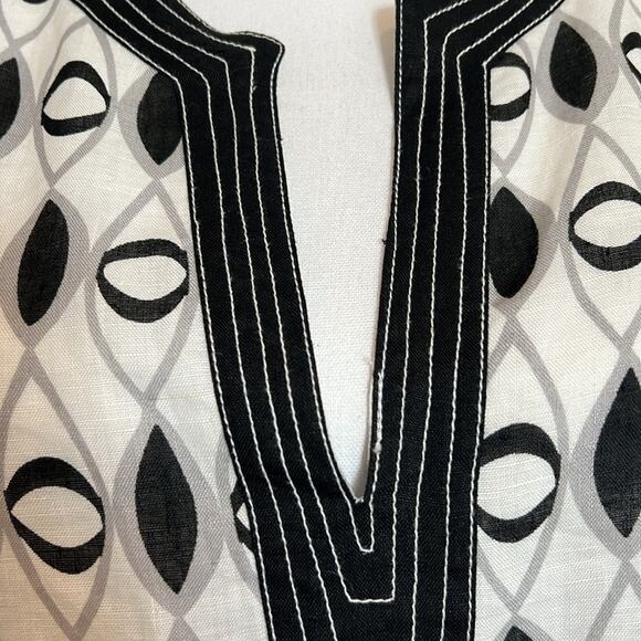 Lily Stanhope Woman Linen Tunic Plus Size 1X  Geometric Black Cream Classy Top - Picture 5 of 15